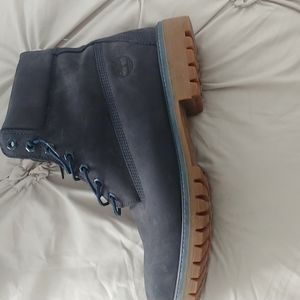 Timberlands blue 10.5 clean warm construction sole!!!